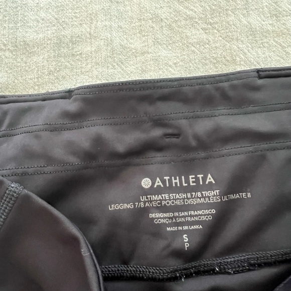 *Like New* Athleta Ultimate Stash II 7/8 Tight Black Leggings - Picture 5 of 6